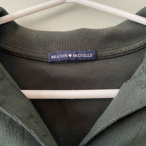 Brandy Melville forest green button-up Caroline cardigan, long sleeve - Picture 3 of 4